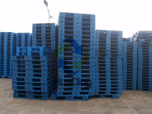 Dynamic load 1.5T HUADING HDPE / PP Solid Deck Large Plastic Pallets Size L1200*W1000mm